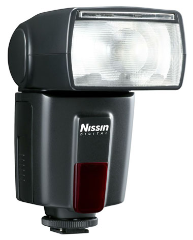 Nissin Di600, flash potente e versatile